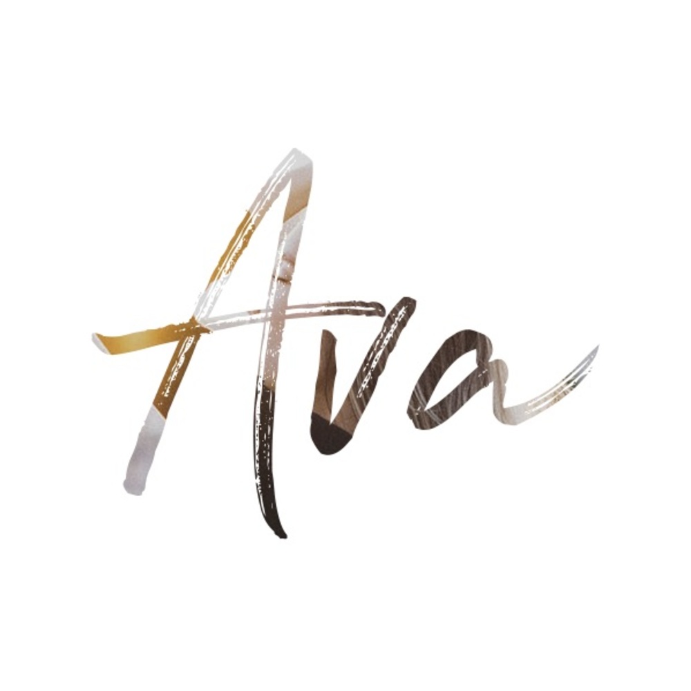 Meet your Posher, Ava